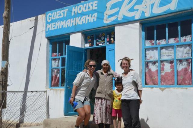 Guest House Erali Post Pamirskiy Eksteriør billede